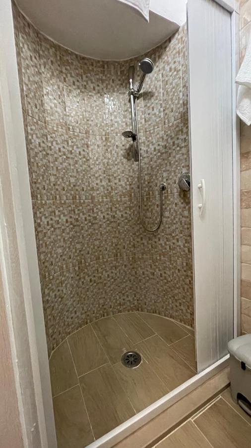 Hotel Dimora Vesuviana à Ercolano Extérieur photo